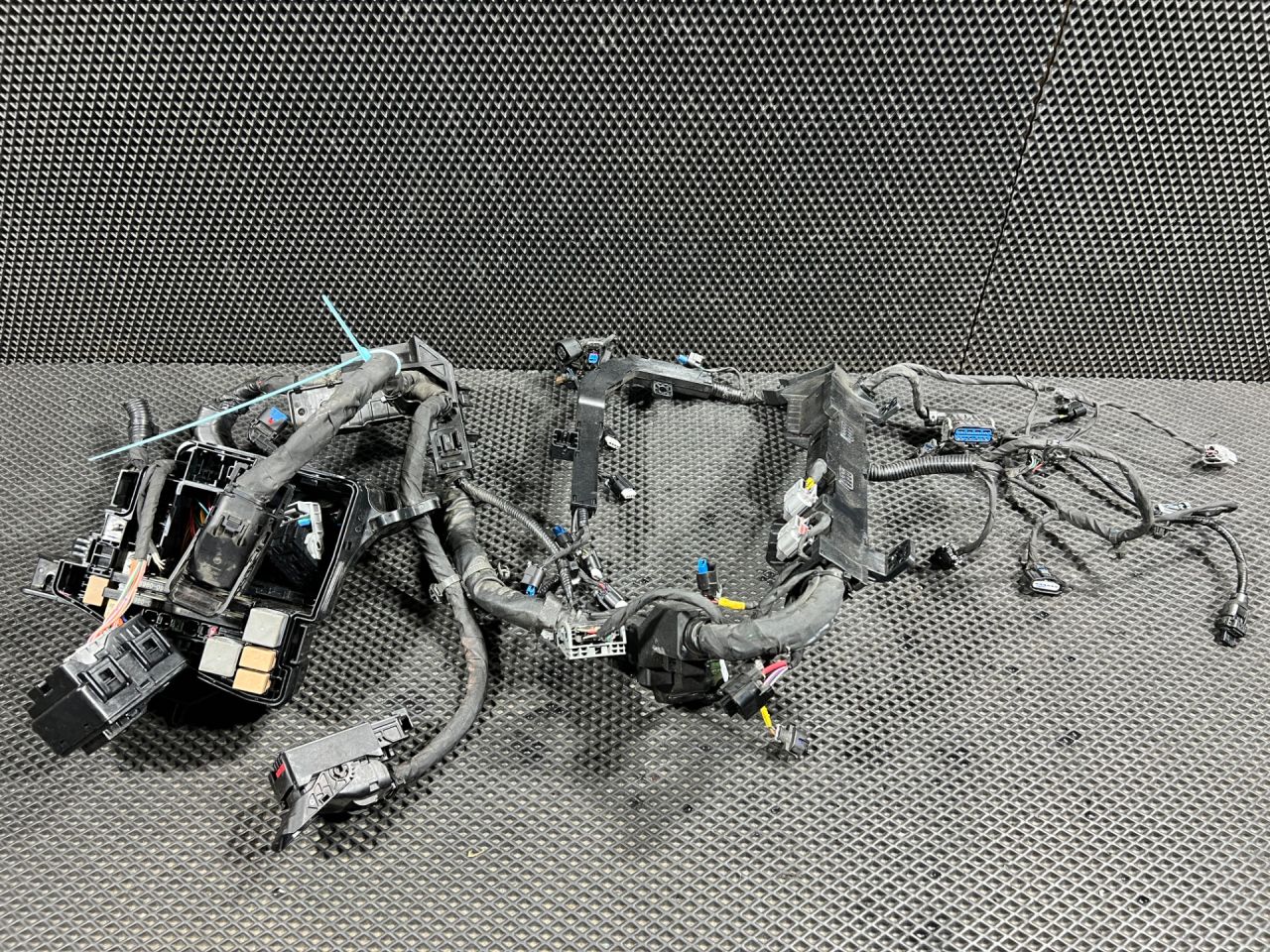 проводка двигателя Kia K5 3 поколение 2020, 1.6 л., G4FP, бензин, АКПП, 91400L3220 - фото №1