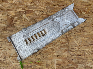 защита днища Porsche Panamera 970 2012, 4.8 л., бензин, АКПП, хетчбэк 5 дв., 97050433501