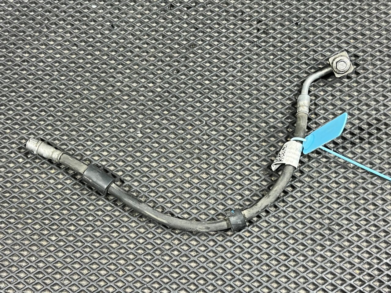 шланг тормозной Buick Envista 1 поколение 2024, 1.2 л., бензин, АКПП, внедорожник 5 дв., 60008481, 60004390 - фото №1