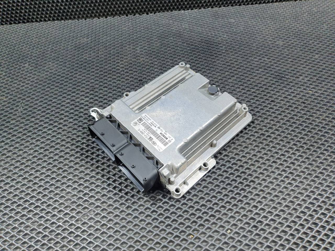 блок управления двигателем Land Rover Range Rover Sport 2 поколение 2016, 3.0 л., 306PS, бензин, АКПП, внедорожник 5 дв., 0261S08759, C2D54092, C2D30319, LR156375, LR038618, C2D40705, CPLA12B684YE - фото №1