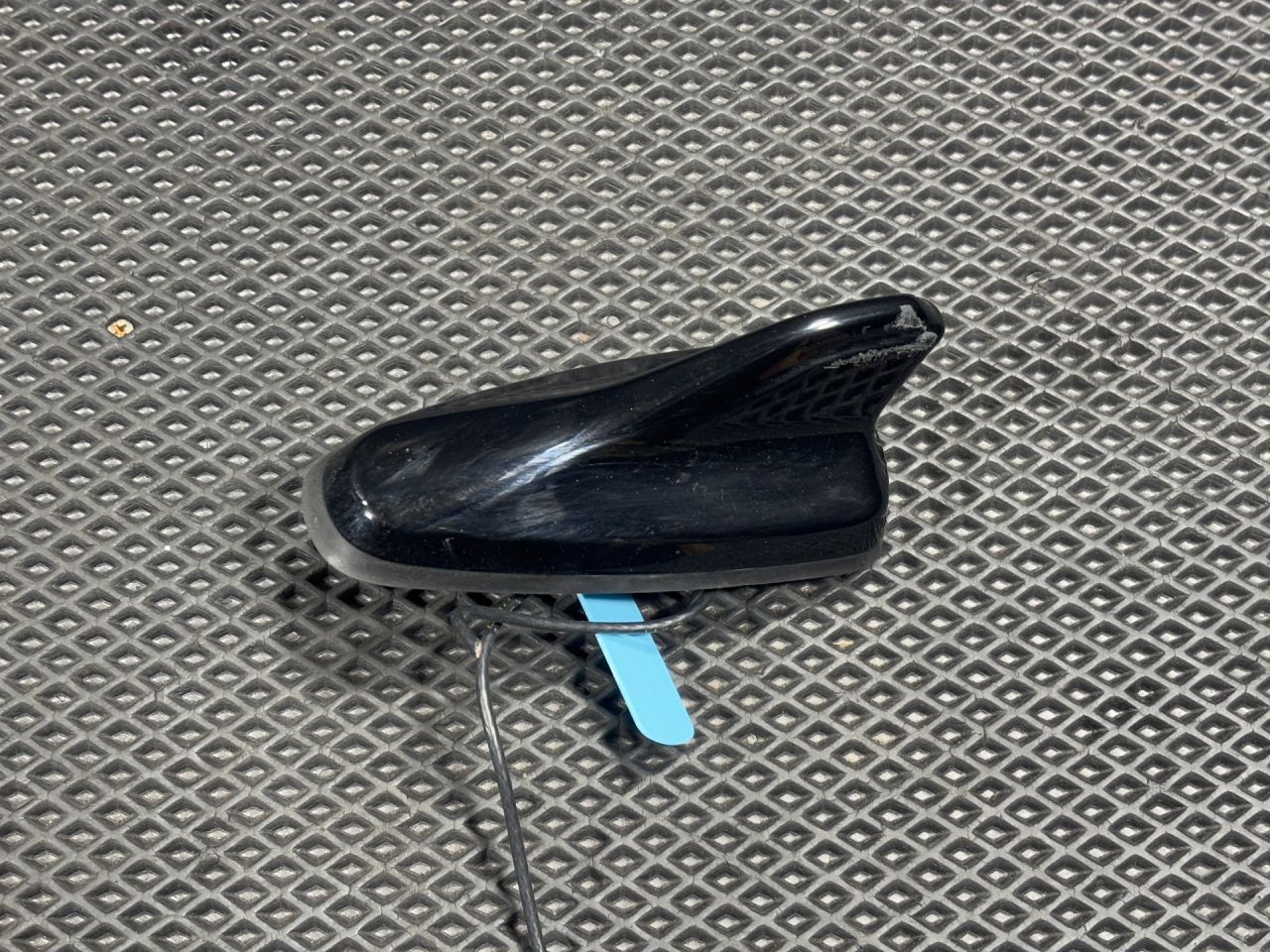 антенна Volkswagen Taos 1 поколение 2021, 1.5 л., DNKA, бензин, АКПП, внедорожник 5 дв., 5WA035507A - фото №1