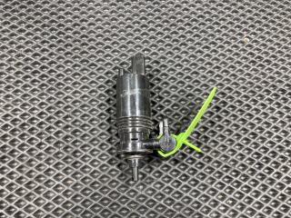 насос (моторчик) омывателя стекла Land Rover Range Rover Sport 2 поколение L494 2016, 3.0 л., 306PS, бензин, АКПП, внедорожник 5 дв., 1020133002, LR079904