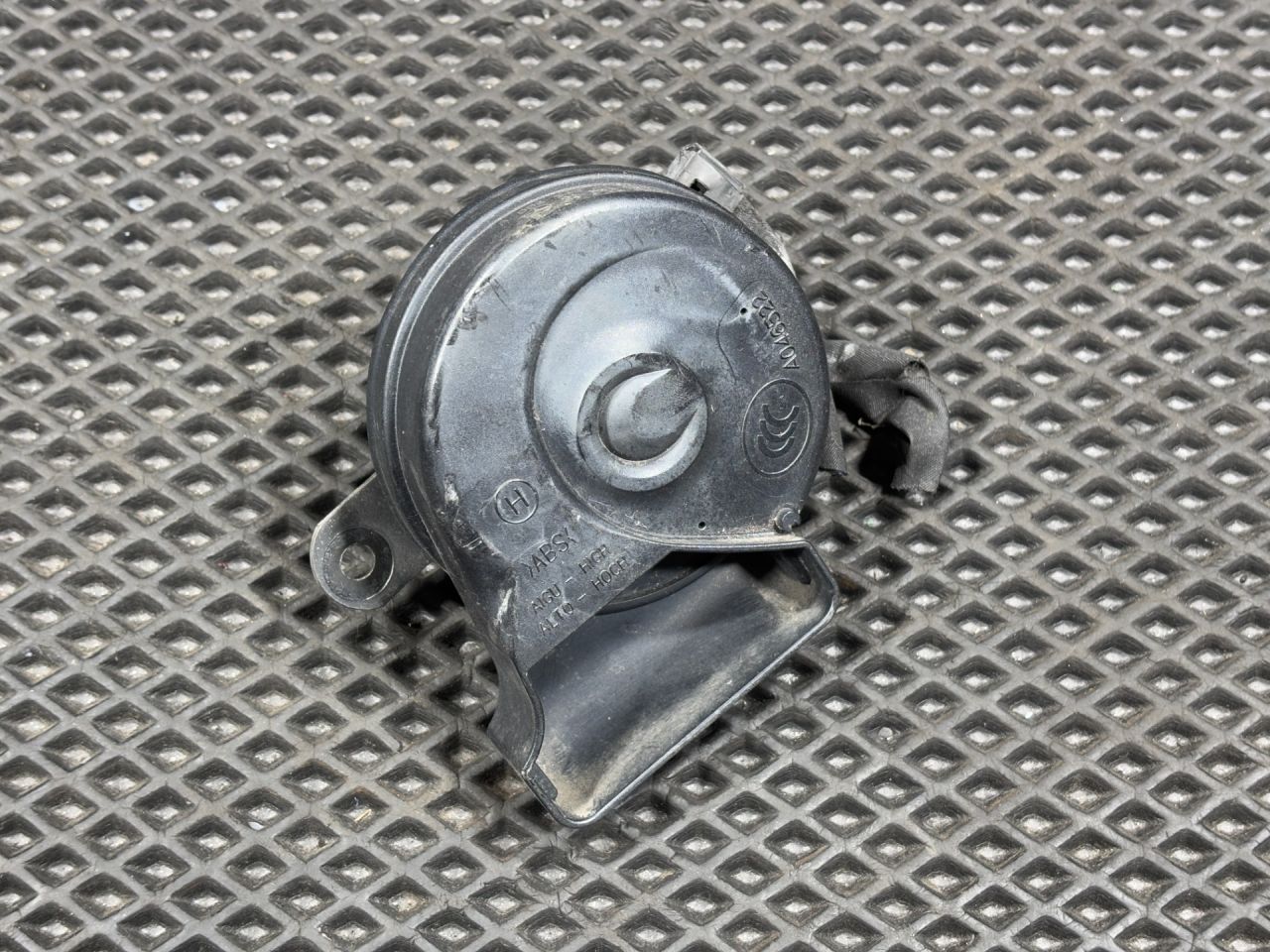 сигнал (клаксон) Mercedes-Benz GL-Класс X164 2009, 4.7 л., бензин, АКПП, внедорожник 5 дв., A0065424220 - фото №1