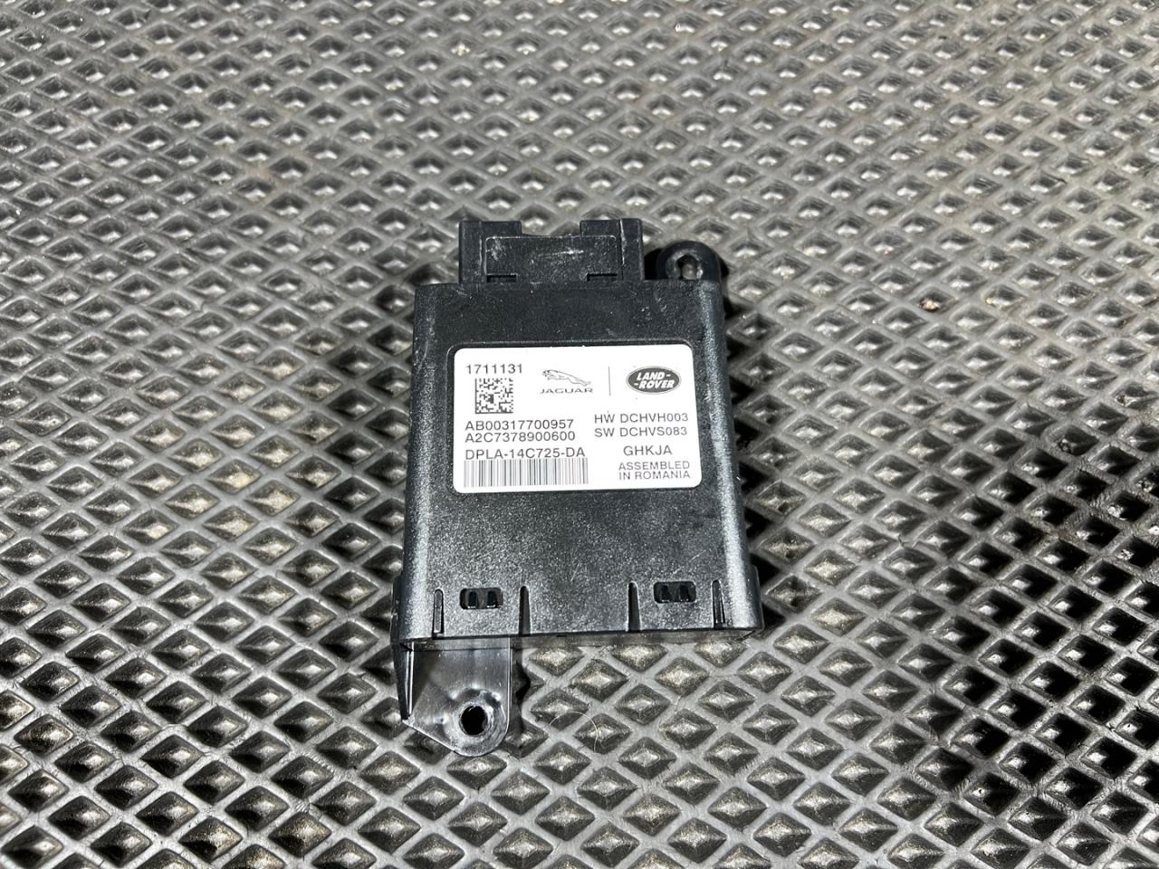 кнопка обогрева сидений Land Rover Range Rover Sport 2 поколение 2014, 5.0 л., 508PS, бензин, АКПП, внедорожник 5 дв., LR070364, LR052130, LR049421, DPLA14C725DA - фото №1