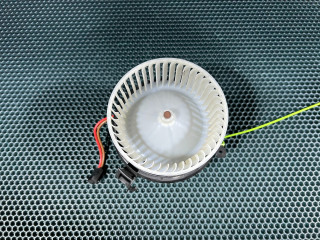 моторчик печки Mercedes-Benz C-Класс W204 [рестайлинг] 2014, 4.7 л., M 278.928, бензин, АКПП, седан, V7771001