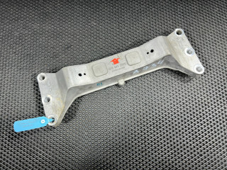 кронштейн (крепление) Genesis G70 1 поколение 2019, 2.0 л., G4KL, бензин, АКПП, седан, 21735-G9100