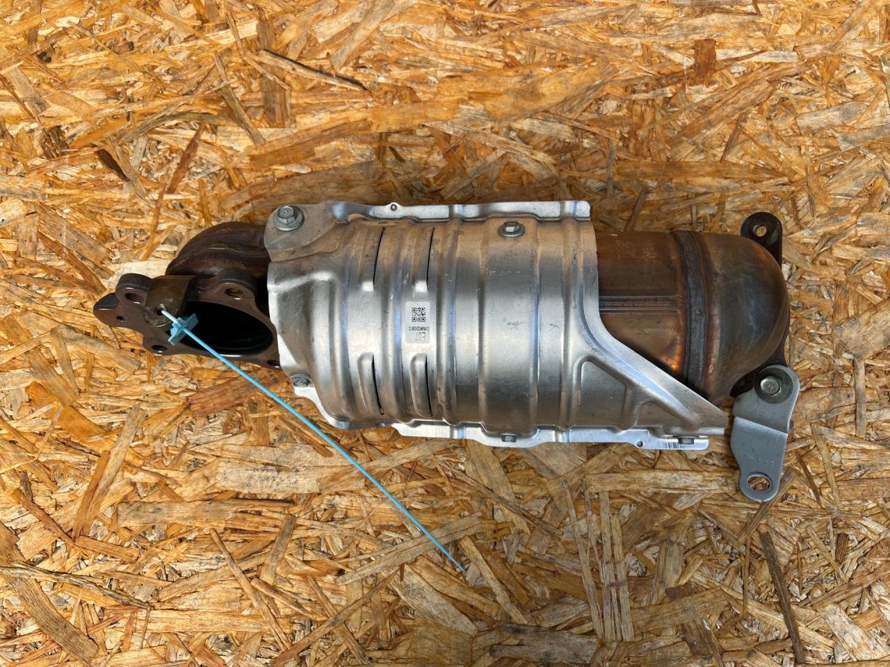 катализатор Honda CR-V 6 поколение 2025, 1.5 л., L15B, бензин, АКПП, внедорожник 5 дв. - фото №1