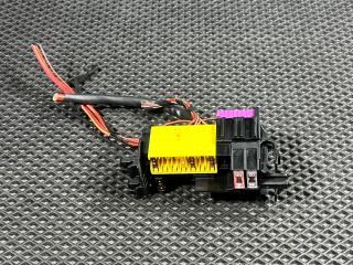 блок предохранителей Mercedes-Benz C-Класс W205 [рестайлинг] (2018 - 2023), 2.0 л., OM 654.920, дизель, A2059067200