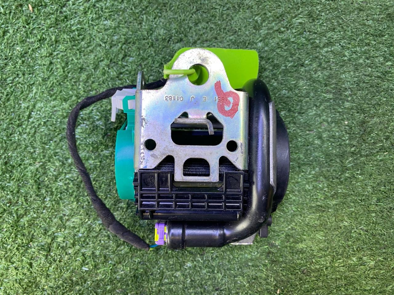 ремень безопасности Audi Q7 4L 2008, 4.2 л., BAR, бензин, АКПП, внедорожник 5 дв., 4L0857805H - фото №1