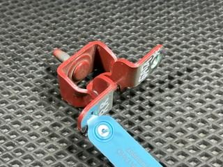 петля крышки багажника Buick Encore GX 1 поколение [рестайлинг] 2024, 1.3 л., бензин, АКПП, внедорожник 5 дв., 42757873, 42392688, 94543776, 95133199