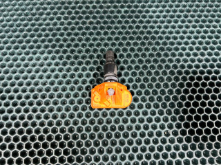 датчик давления в шине Porsche Macan 1 поколение [2-й рестайлинг] 2022, 2.9 л., DGR, бензин, АКПП, внедорожник 5 дв., 5Q0907275F