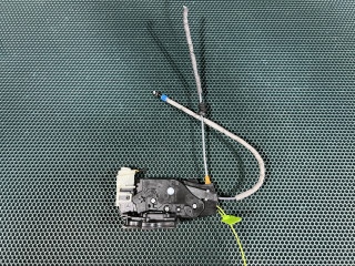 замок двери передней правой Mercedes-Benz GLA-Класс X156 [рестайлинг] 2019, 2.0 л., бензин, АКПП, внедорожник 5 дв., A0997202402, A1770032899