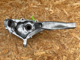 кулак поворотный левый Land Rover Discovery 5 поколение 2019, 3.0 л., 306PS, бензин, АКПП, внедорожник 5 дв., DPLA-3K186-AE, LR155541, LR099134, LR115105, LR134929, LR095817