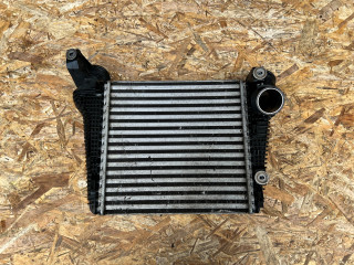 интеркулер Porsche Macan 1 поколение [2-й рестайлинг] 2022, 2.9 л., DGR, бензин, АКПП, внедорожник 5 дв., 95B145803G, 95B145803C, 95B145803E