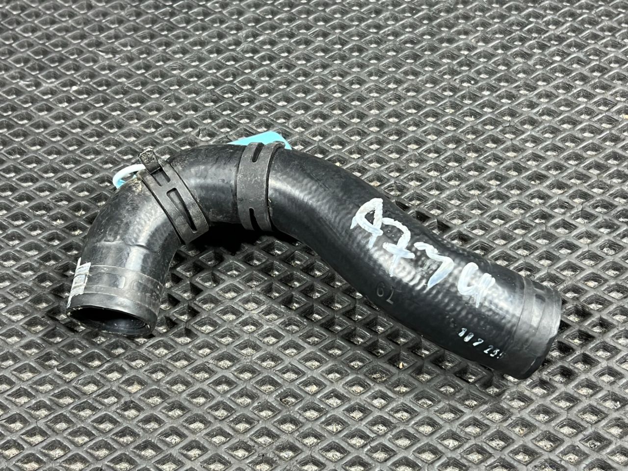 патрубок (трубопровод, шланг) Genesis G70 1 поколение 2019, 2.0 л., G4KL, бензин, АКПП, седан, 28284-2CTA8 - фото №1