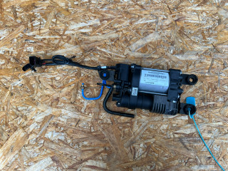 компрессор пневмоподвески Porsche Macan 1 поколение [2-й рестайлинг] 2022, 2.9 л., DGR, бензин, АКПП, внедорожник 5 дв., 95B616006G