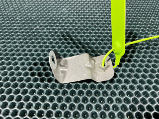 крепление ( кронштейн ) крыла Audi A5 F5 2018, 2.0 л., CVKB, бензин, АКПП, лифтбэк, 8W6821471