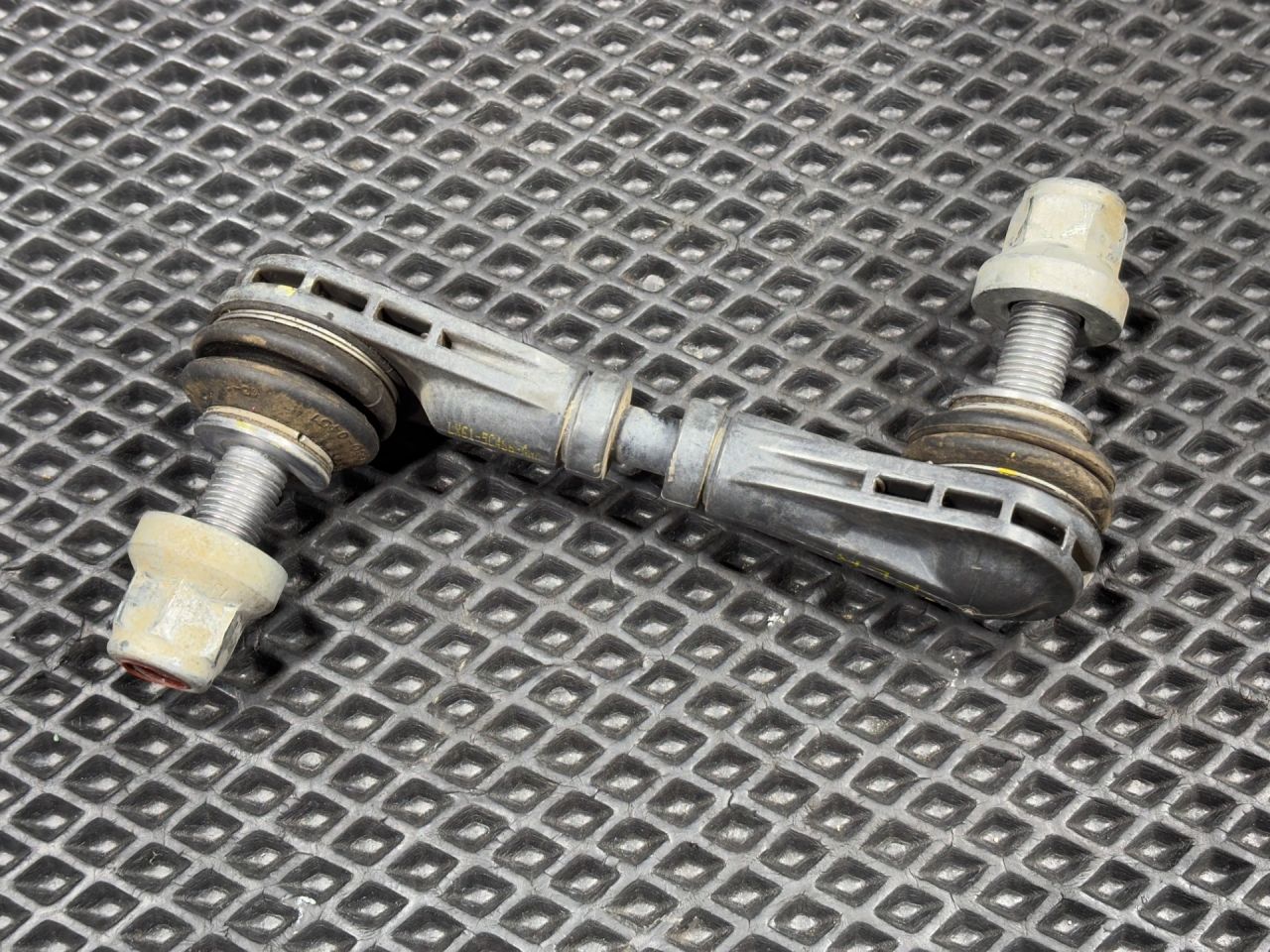 стойка стабилизатора Ford Bronco Sport 1 поколение 2021, 1.5 л., бензин, АКПП, внедорожник 5 дв., LX615C486ANA - фото №1