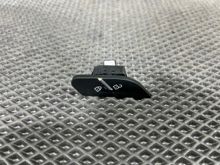 кнопка центрального замка Porsche Macan 1 поколение [2-й рестайлинг] 2022, 2.9 л., DGR, бензин, АКПП, внедорожник 5 дв., 95B962125C