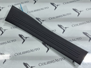 накладка на порог внутренняя Honda CR-V 6 поколение 2025, 1.5 л., L15B, бензин, вариатор, внедорожник 5 дв., 84211-3A0