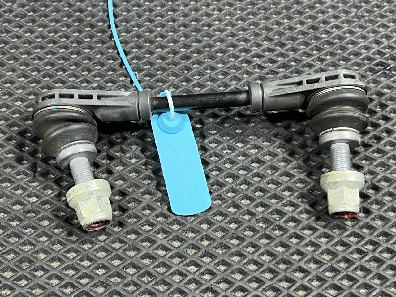 стойка стабилизатора Ford Mustang Mach-E 1 поколение 2023, электро, внедорожник 5 дв., LJ9C5C486AND - фото №1