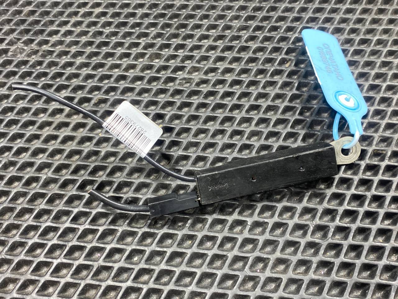 усилитель антенны Land Rover Discovery Sport 1 поколение 2016, 2.0 л., бензин, АКПП, внедорожник 5 дв., CX2318K891AA, LR156075, LR060983, C2Z16143, T4N9814, J9C32528 - фото №1