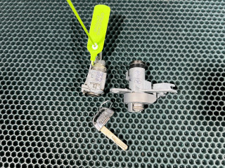 личинка дверного замка Audi A8 D4/4H 2012, 4.2 л., CDRA, бензин, АКПП, седан, 4H1837167A, 8F0827573, 8F0827573A