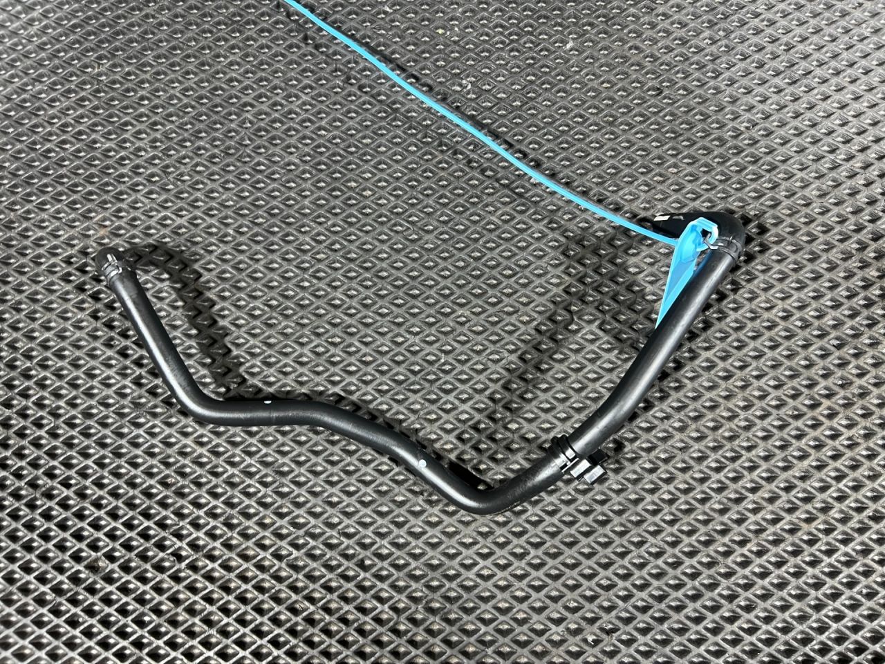 патрубок (трубопровод, шланг) Honda Accord 11 поколение 2025, 1.5 л., L15B, бензин, вариатор, седан, 75FKM154706 - фото №1