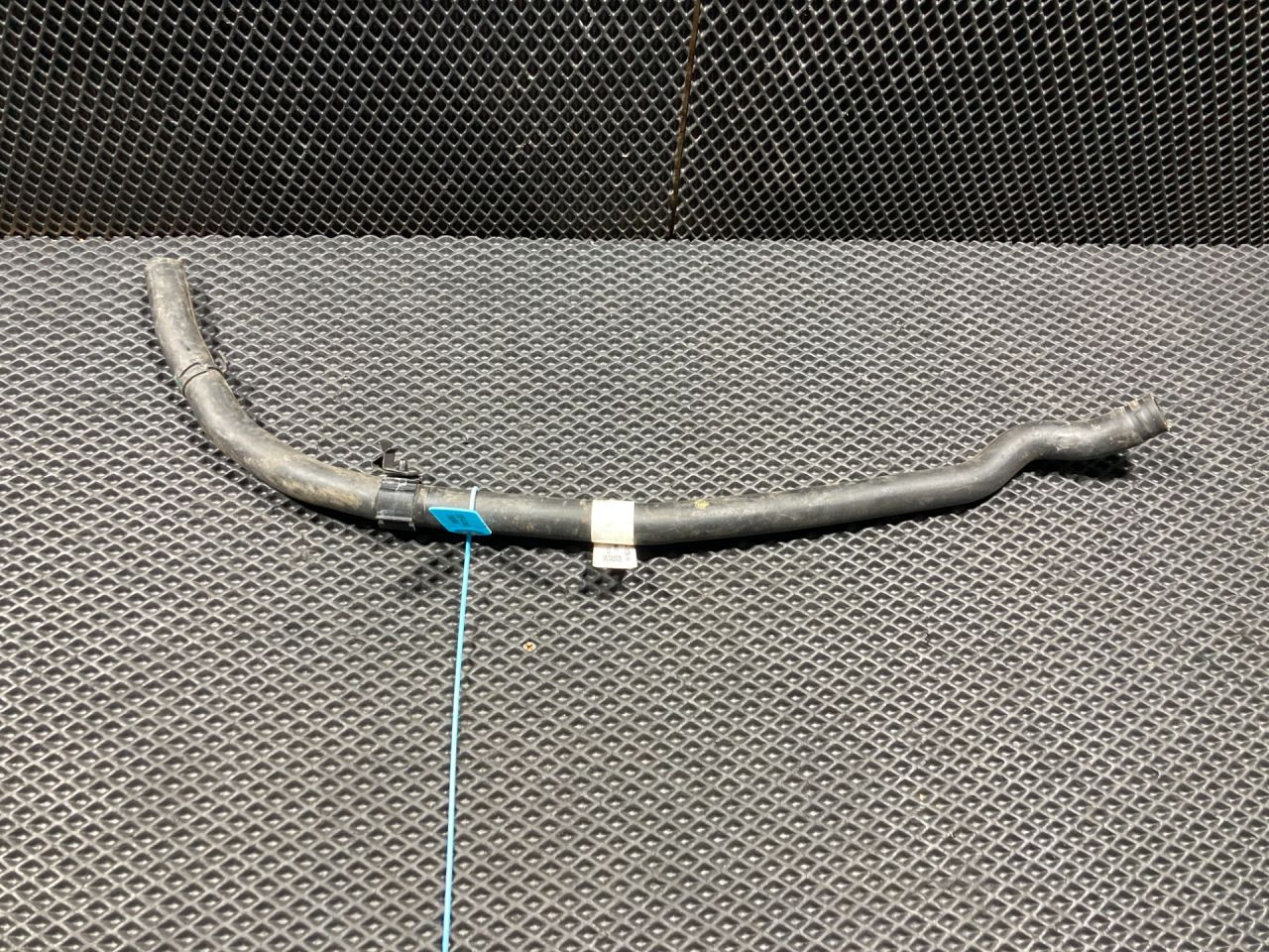 патрубок (трубопровод, шланг) Jaguar F-Pace 1 поколение X761 2017, 2.0 л., дизель, АКПП, внедорожник 5 дв., HX7318C266AA, T4N10875 - фото №1