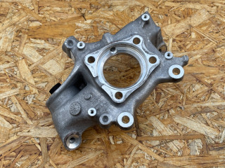 кулак задний правый Audi A4 B9 2017, 2.0 л., бензин, АКПП, седан, 8W0505436AA, 8W0505460D, 8W0505432Q