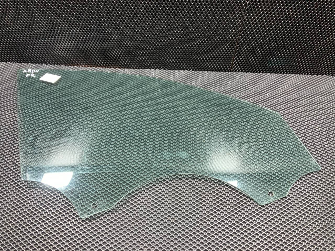 стекло двери передней правой Audi A8 D4/4H 2010, 4.2 л., CDRA, бензин, АКПП, седан, 4H0845202A - фото №1