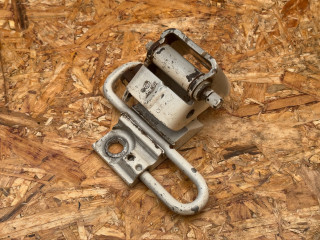 петля двери Audi A6 4F/C6 2006, 3.2 л., BKH, бензин, АКПП, седан, 8E0831412E