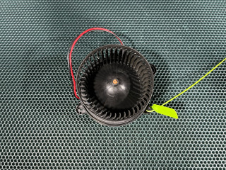 моторчик печки Mercedes-Benz GLB-Класс X247 [рестайлинг] (2023 - 2025), 2.0 л., OM 654.920, дизель, A2478308400