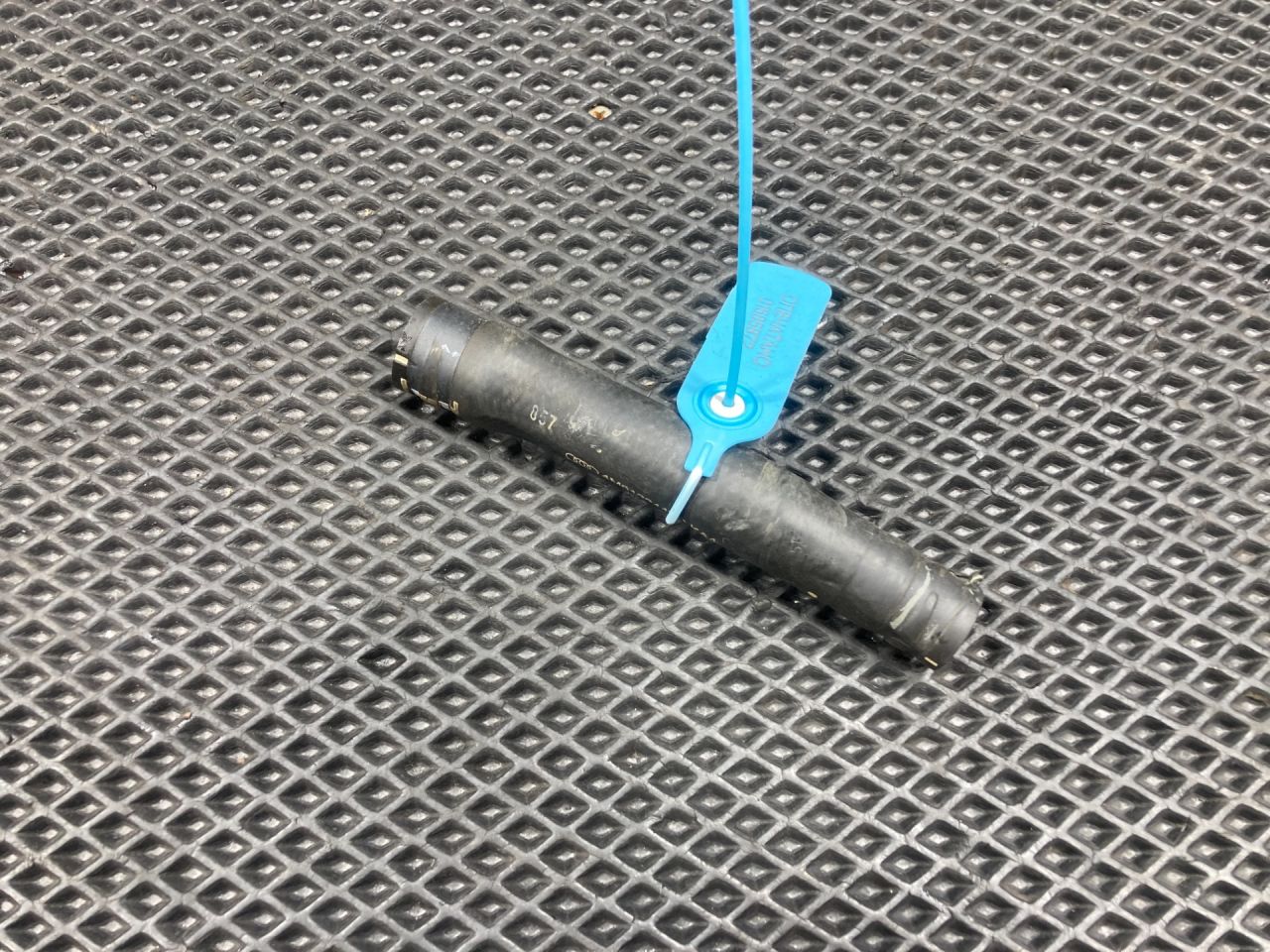 патрубок (трубопровод, шланг) Audi Q7 4M 2018, 3.0 л., CREC, бензин, 4M0122447C - фото №1