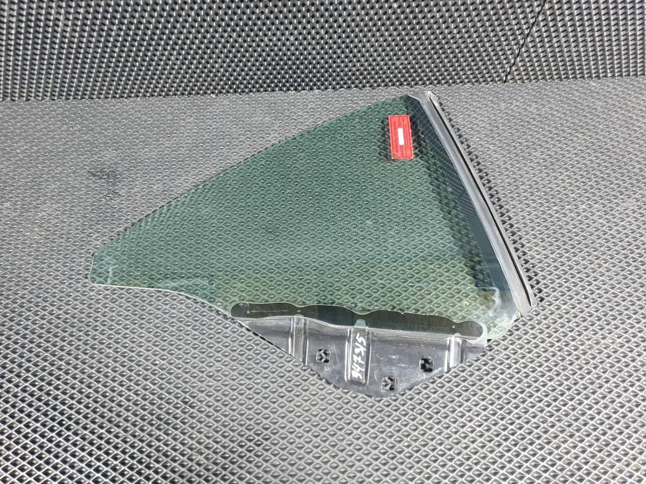 стекло кузовное боковое правое Mercedes-Benz SL-Класс R231 2012, 4.7 л., бензин, A2316700206 - фото №1