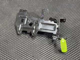 кронштейн (крепление) Land Rover Range Rover Sport 2 поколение L494 2016, 3.0 л., 30DDTX, дизель, АКПП, внедорожник 5 дв., CPLA18528AB