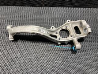 кулак поворотный правый Audi Q7 4M 4MB 2016, 3.0 л., CREC, бензин, АКПП, внедорожник 5 дв., 4M0407560, 4M0407242J