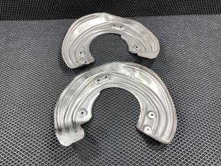 защитный кожух тормозного механизма Toyota Supra 5 поколение A90 2020, 3.0 л., бензин, АКПП, купе, 687133702, 687133802