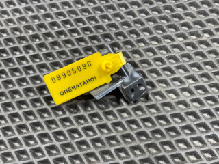 форсунка омывателя лобового стекла Infiniti FX35 1 поколение 2005, 3.5 л., VQ35DE, бензин, АКПП, внедорожник 5 дв.