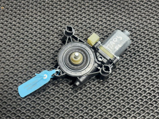 моторчик стеклоподъемника передний левый Volkswagen Taos 1 поколение 2021, 1.5 л., DNK, бензин, АКПП, внедорожник 5 дв., 2Q0959802B