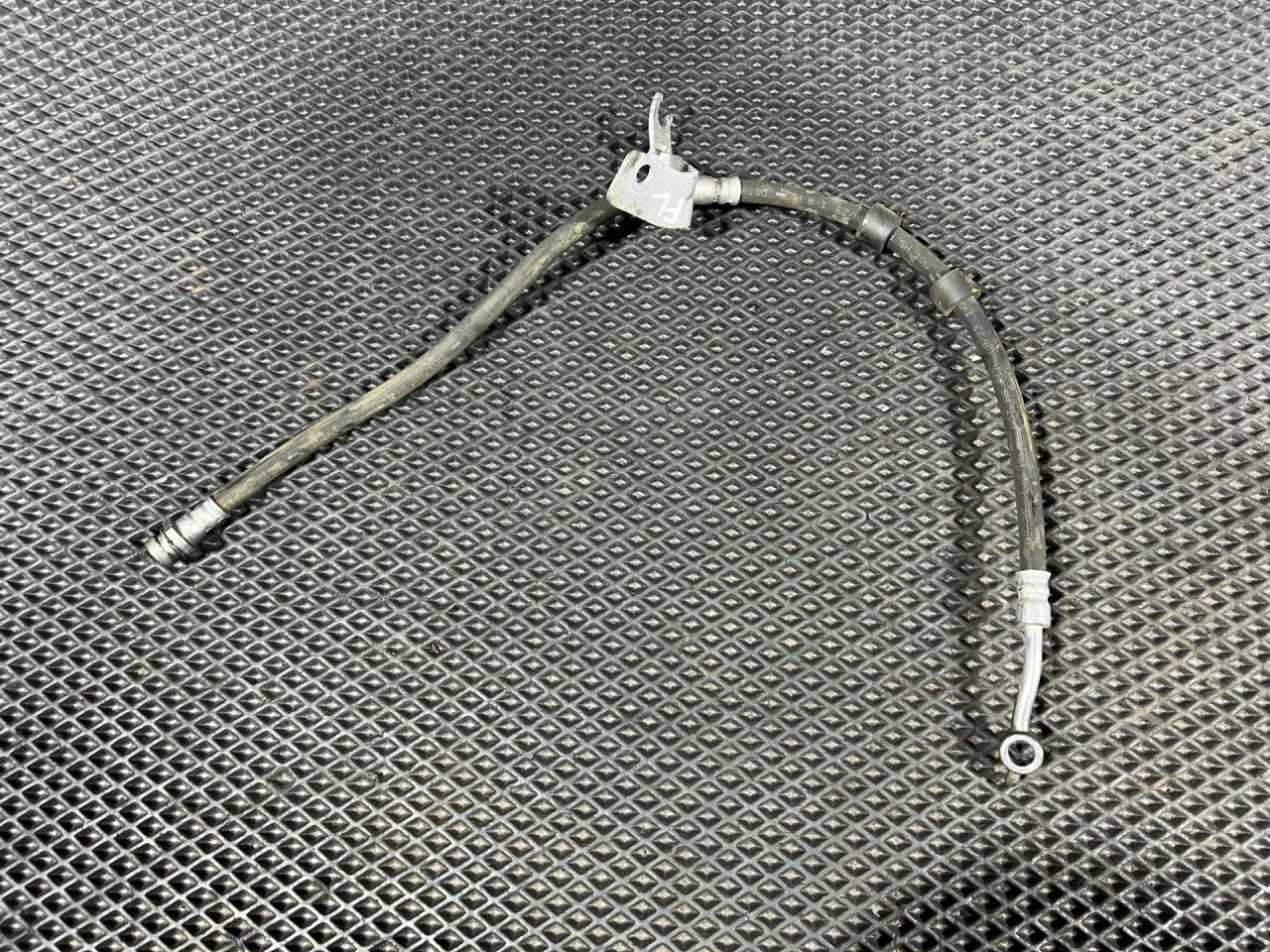 шланг тормозной Hyundai Tucson 4 поколение 2024, 2.5 л., G4KN, бензин, АКПП, внедорожник 5 дв., 58731CW100 - фото №1