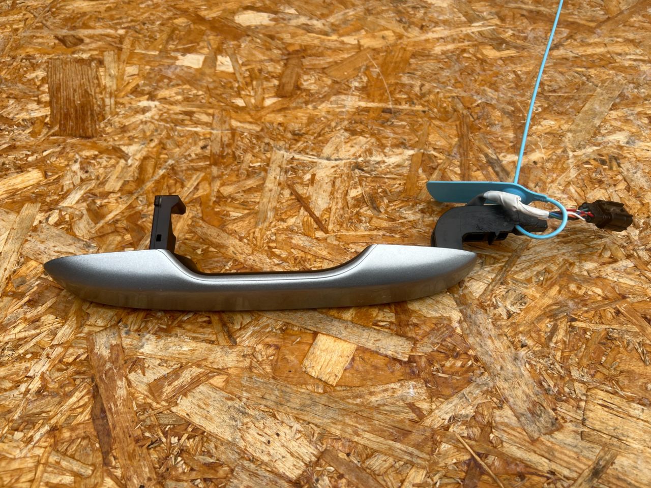 ручка наружная Honda Accord 11 поколение 2025, 1.5 л., L15B, бензин, вариатор, седан, 72181T20A11A4 - фото №1