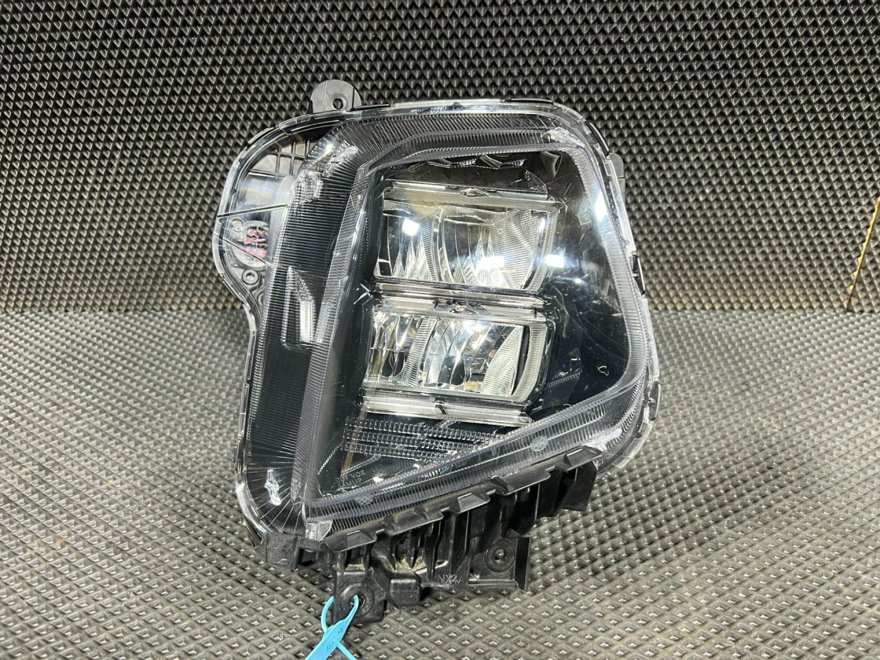 фара правая Hyundai Tucson 4 поколение 2024, 2.5 л., G4KN, бензин, АКПП, внедорожник 5 дв., 92102CW150 - фото №1