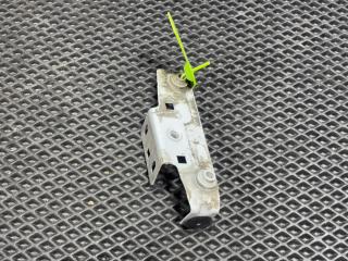 крепление ( кронштейн ) крыла Audi A8 D4/4H 2012, 4.0 л., CEUA, бензин, АКПП, седан, 4H0853913C, 4H0810437B, 4H0853913