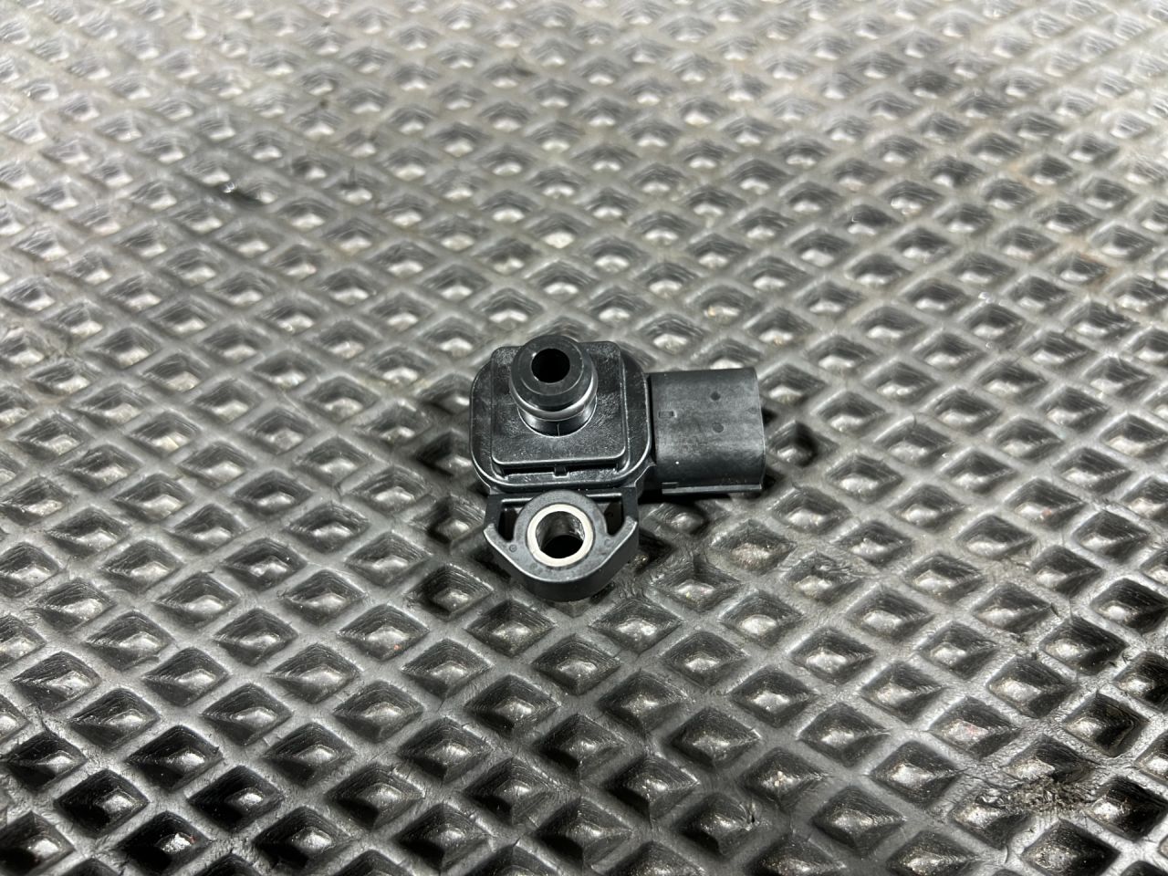 датчик (прочие) Honda Accord 11 поколение 2025, 1.5 л., L15B, бензин, вариатор, седан, 082800-2210 - фото №1