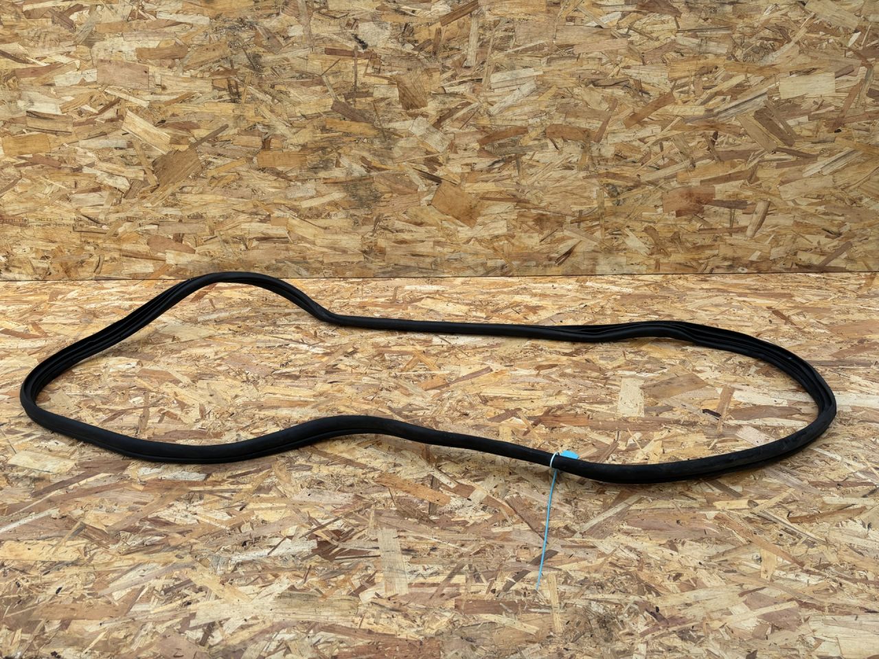 уплотнитель двери Kia K5 3 поколение 2022, 1.6 л., G4FP, бензин, АКПП, седан, 82120L3000 - фото №1