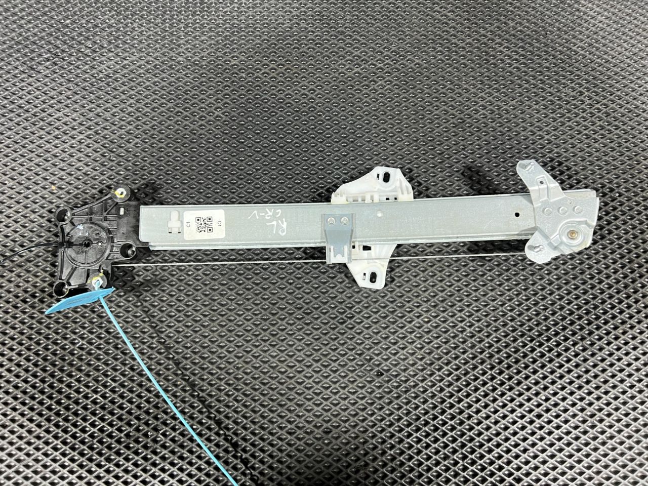 стеклоподъемник задний левый Honda CR-V 6 поколение 2025, 1.5 л., L15B, бензин, АКПП, внедорожник 5 дв., 72750-3A0-A11 - фото №1