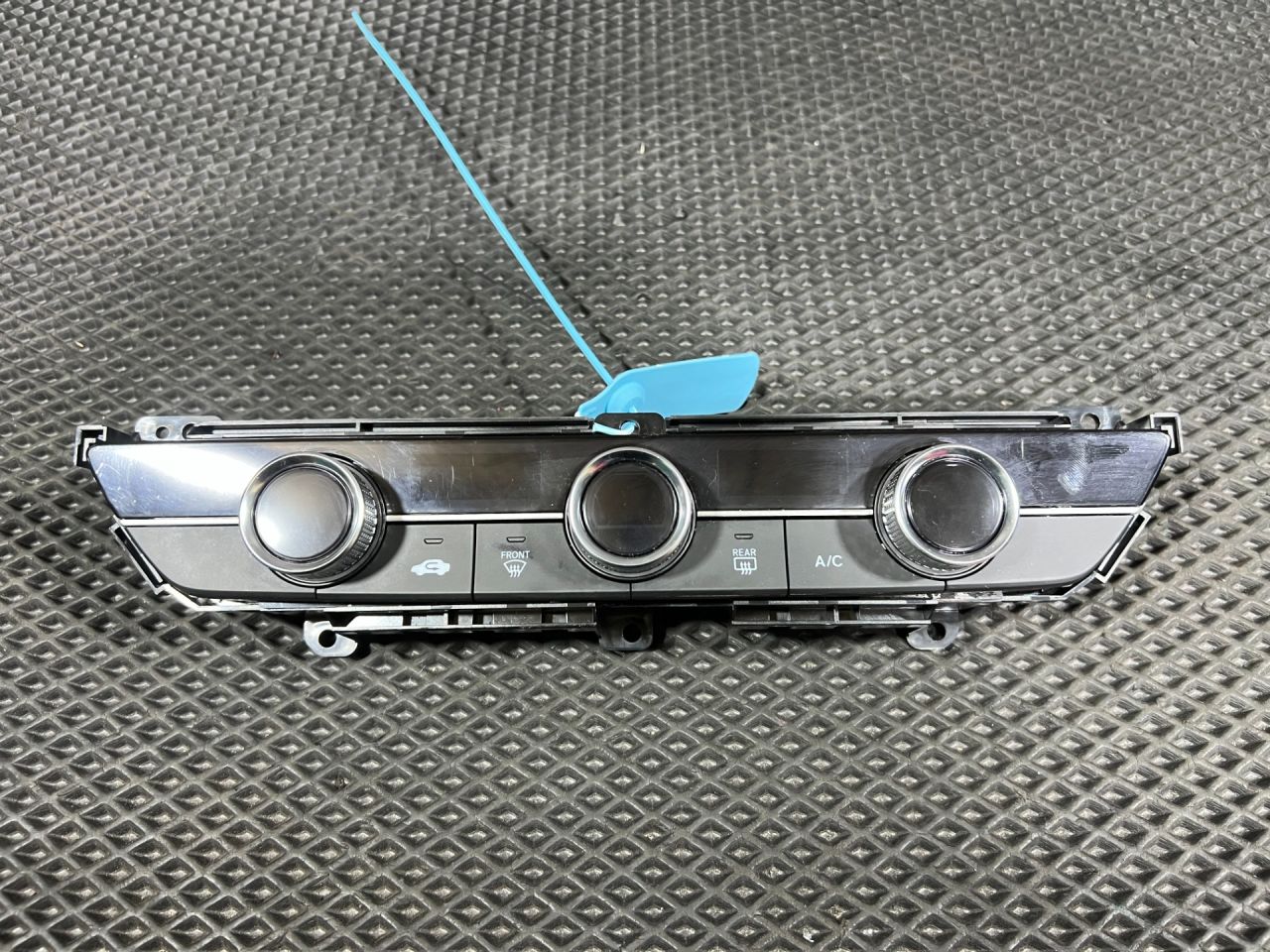 блок управления печки / климат-контроля Honda CR-V 6 поколение 2025, 1.5 л., L15B, бензин, АКПП, внедорожник 5 дв., 79610T56, 32824005218, 79610-T56-A01ZA - фото №1