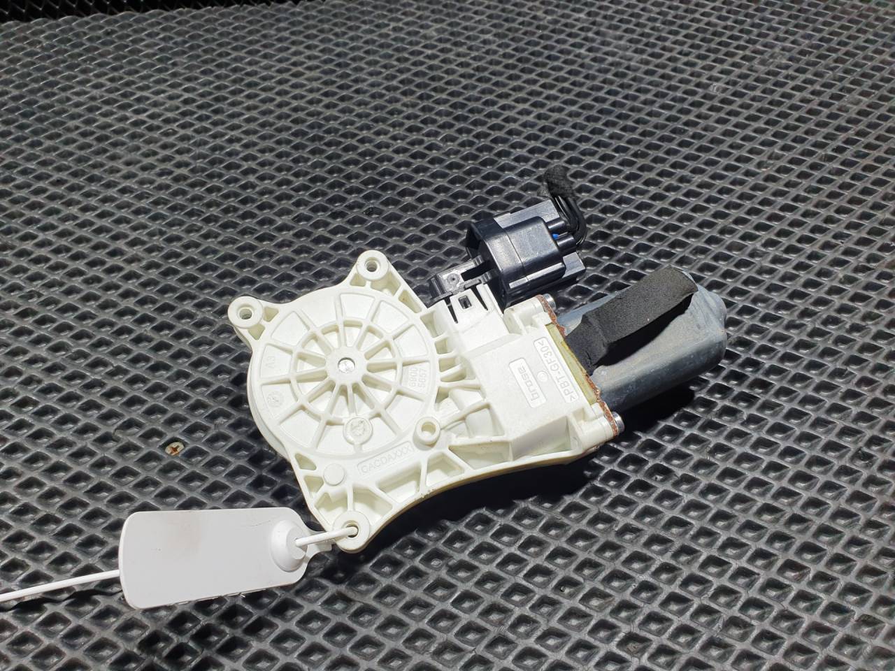 моторчик стеклоподъемника Jaguar XF X260 2016, 3.0 л., бензин, АКПП, C42014-104 - фото №1