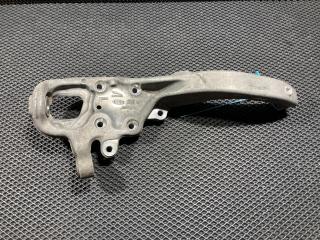 кулак поворотный правый Jaguar XE 1 поколение X760 2016, 3.0 л., бензин, АКПП, седан, GX73-3K185-A, T4N19547, GX73-3K185-CB, T4N36174